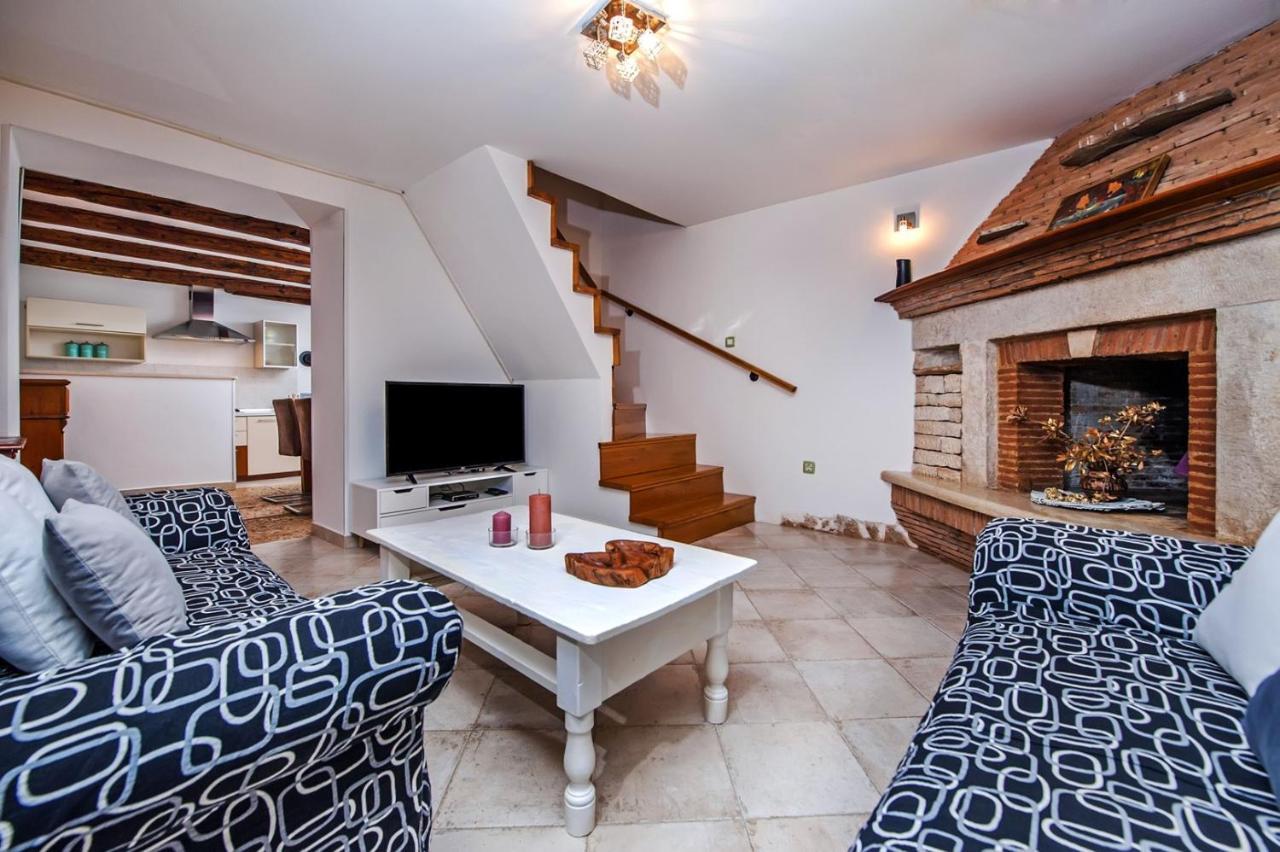 Holiday Apartment Daria 20 Rovinj Buitenkant foto