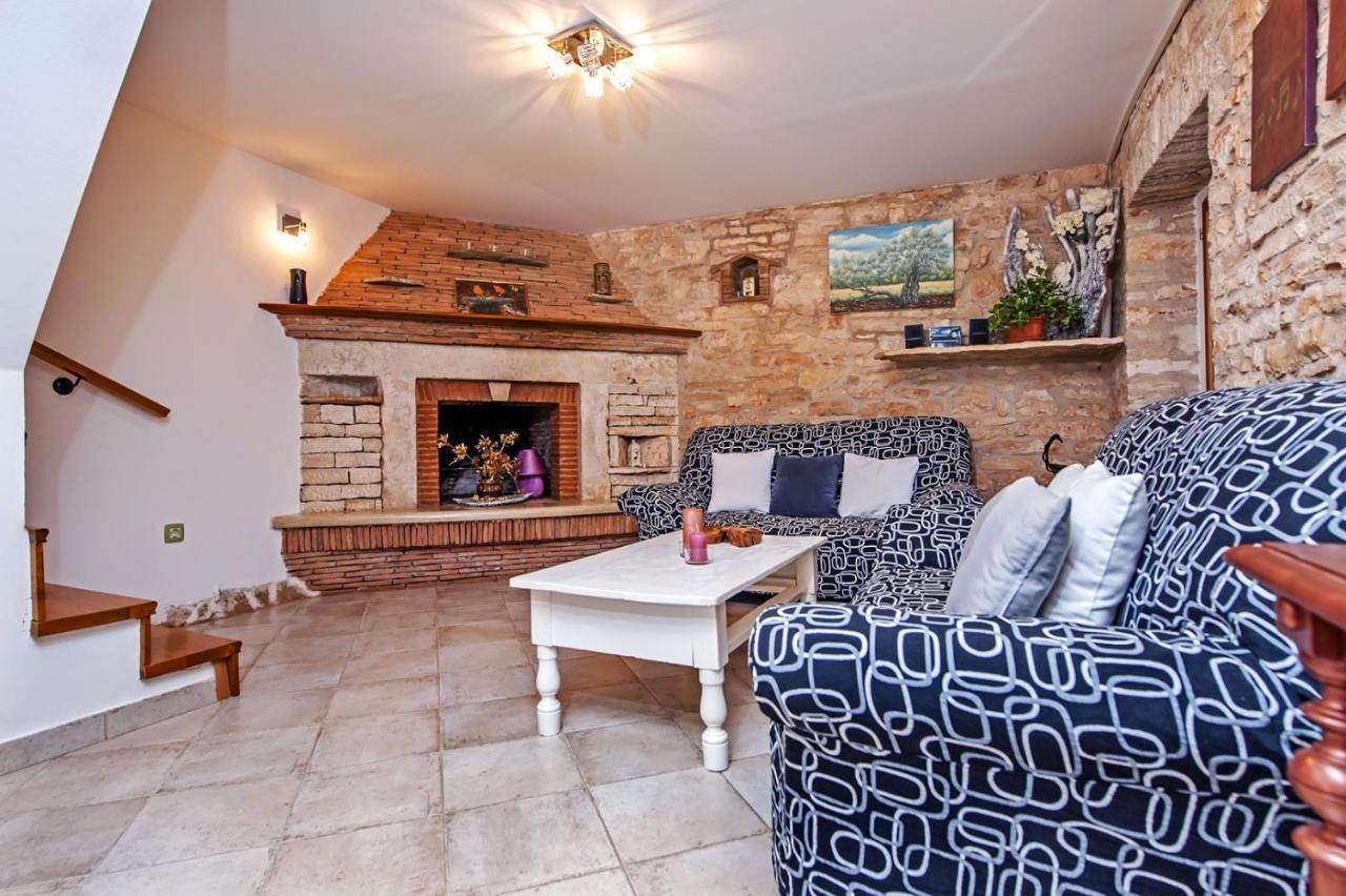 Holiday Apartment Daria 20 Rovinj Buitenkant foto