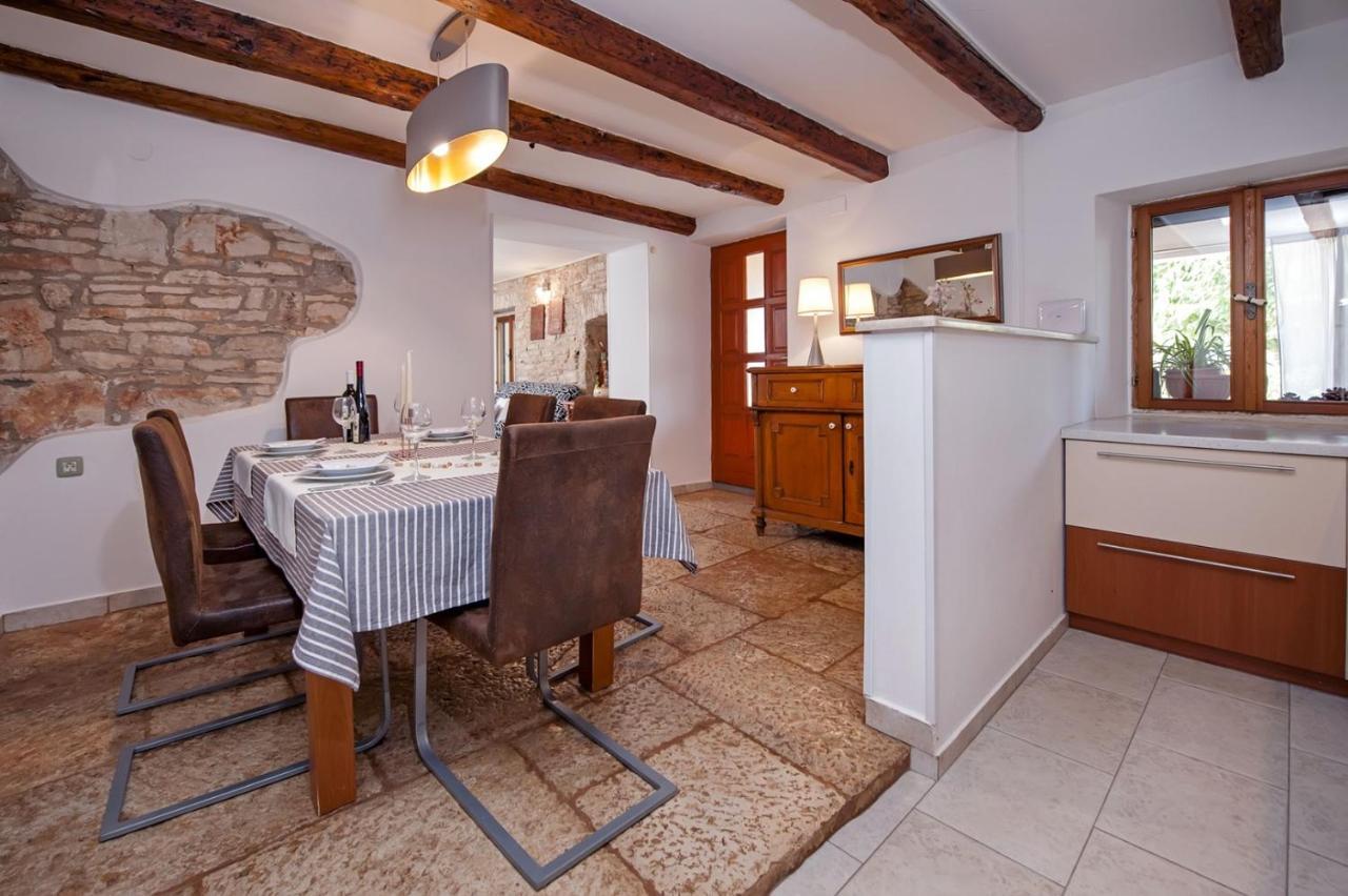 Holiday Apartment Daria 20 Rovinj Buitenkant foto