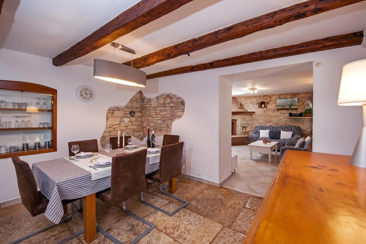 Holiday Apartment Daria 20 Rovinj Buitenkant foto
