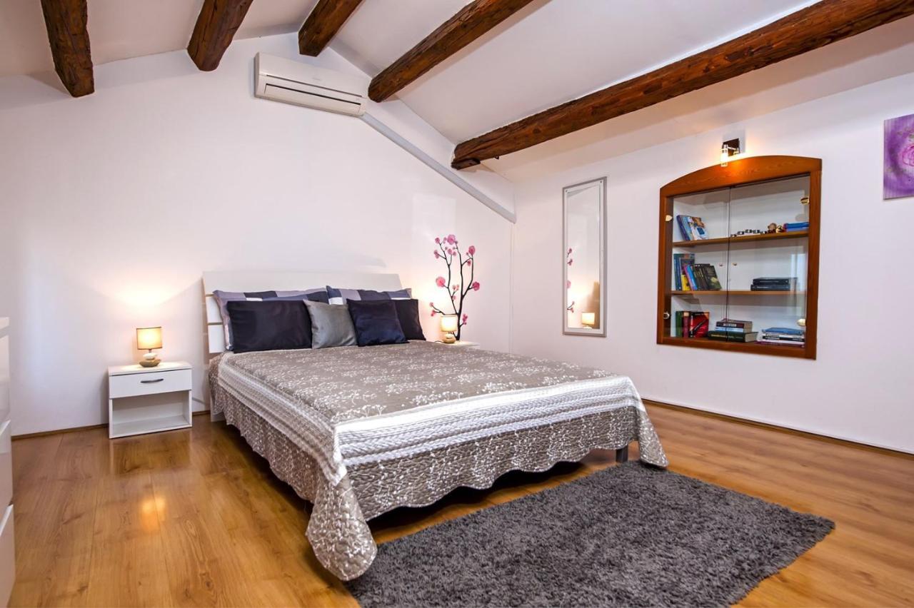 Holiday Apartment Daria 20 Rovinj Buitenkant foto