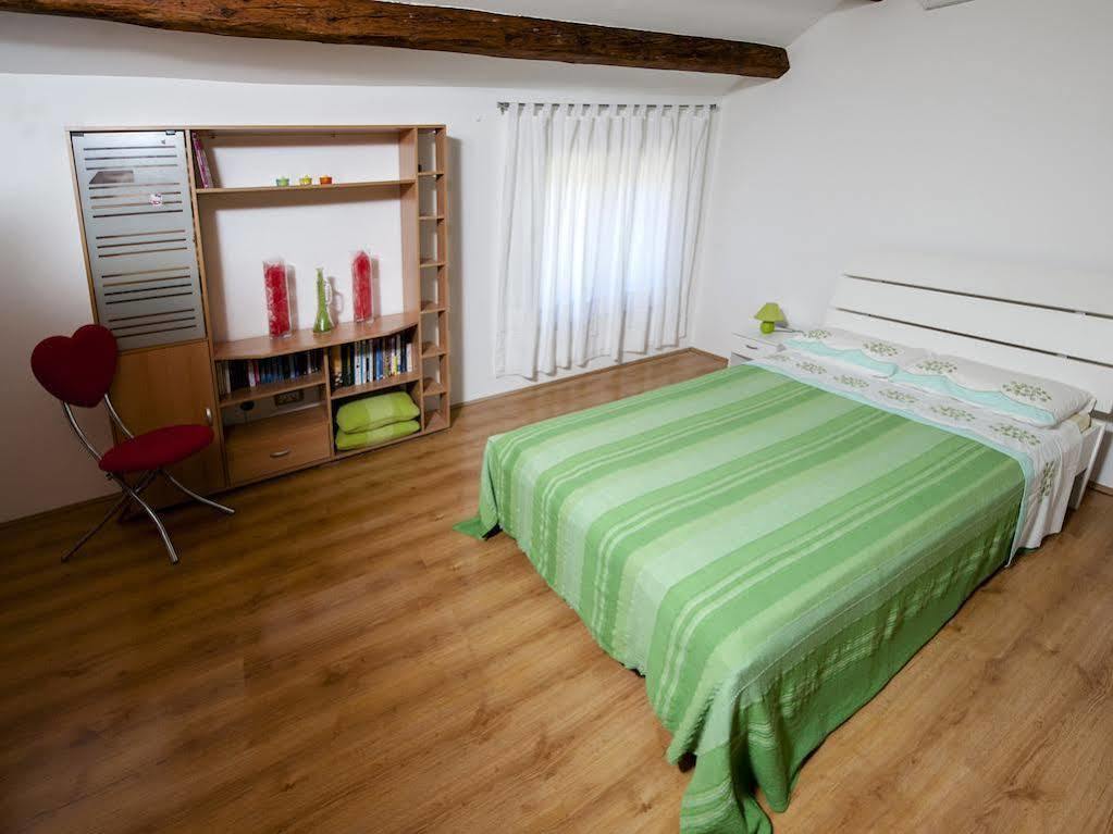 Holiday Apartment Daria 20 Rovinj Buitenkant foto