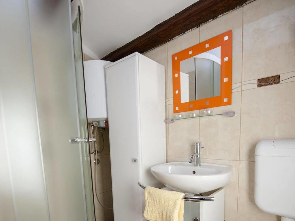 Holiday Apartment Daria 20 Rovinj Buitenkant foto