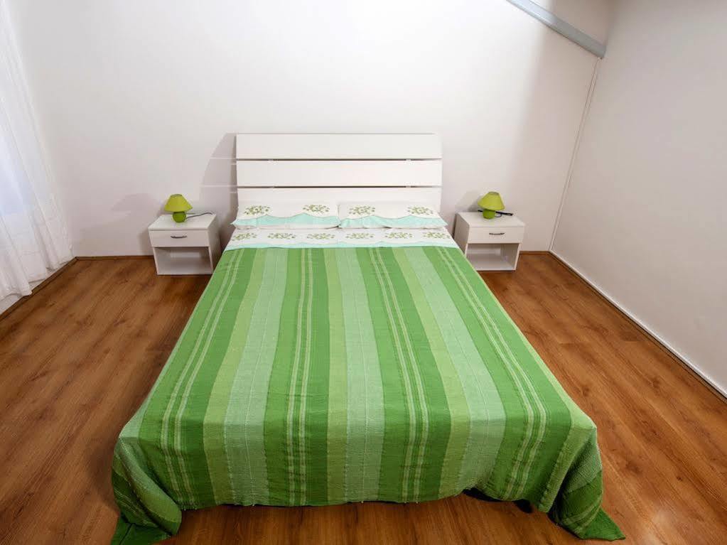 Holiday Apartment Daria 20 Rovinj Buitenkant foto