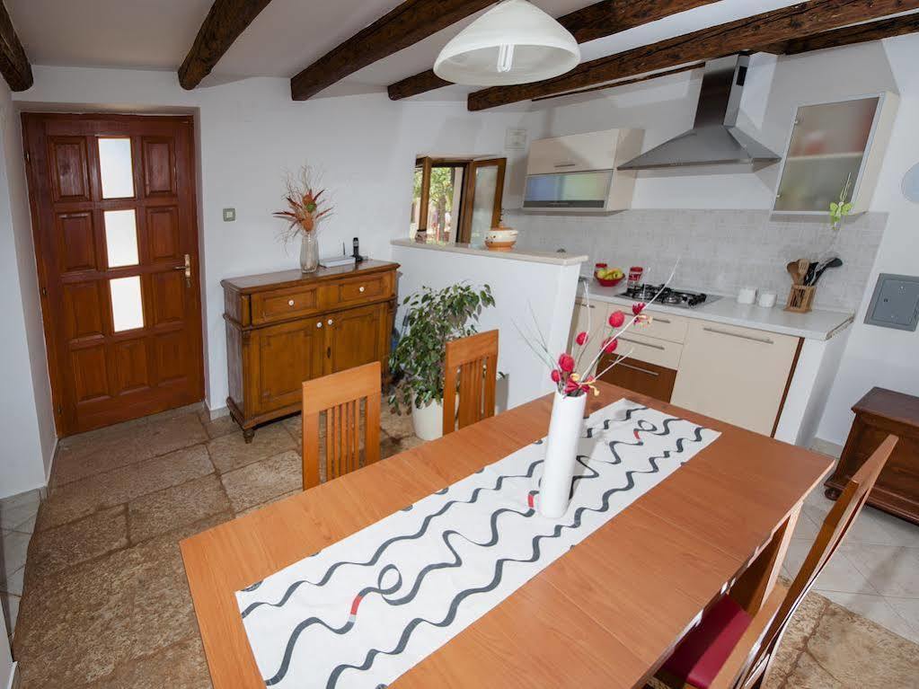 Holiday Apartment Daria 20 Rovinj Buitenkant foto